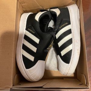Adidas superstar slip ons toddler